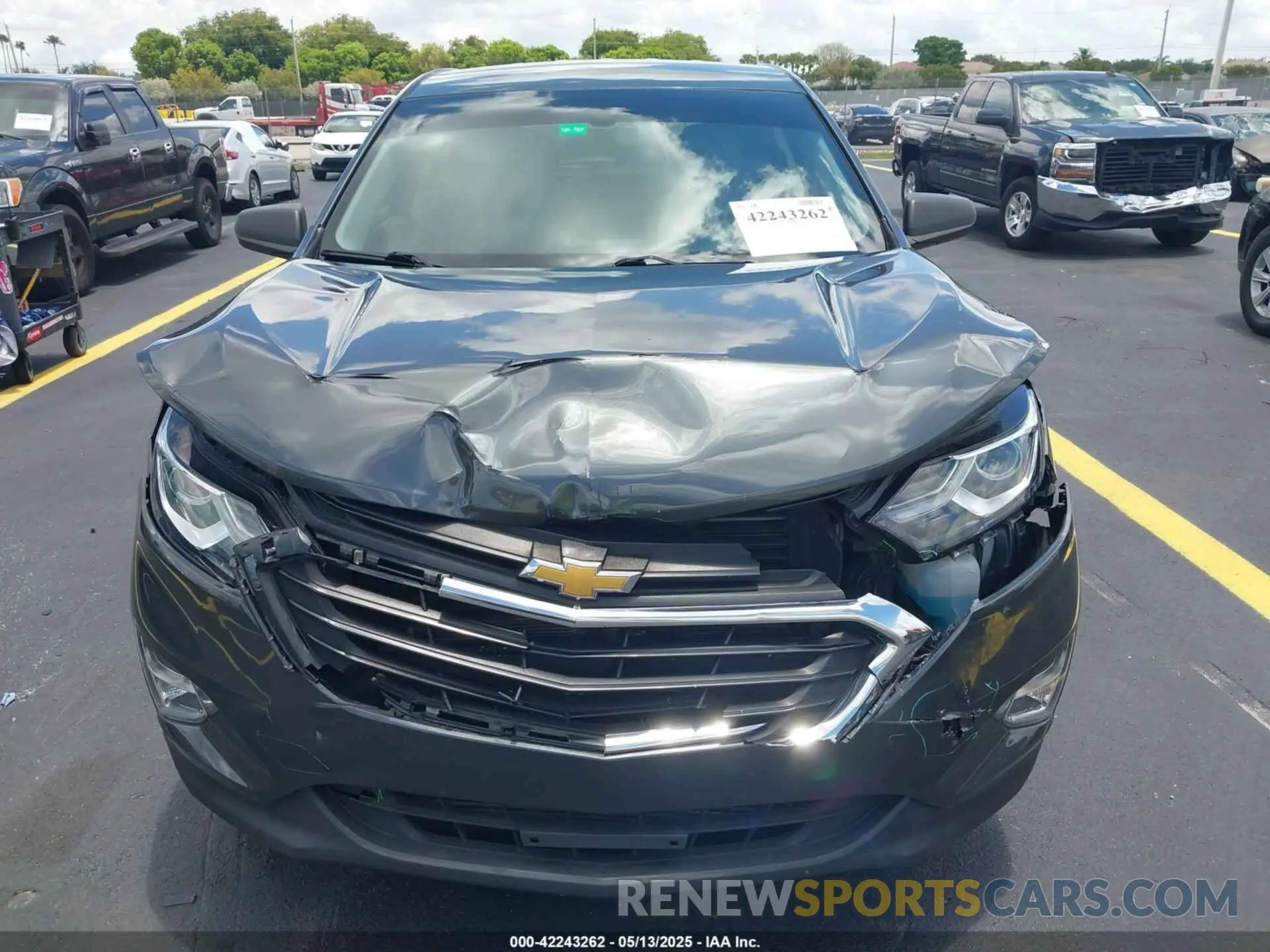 12 Photograph of a damaged car 3GNAXHEV0KS632065 CHEVROLET EQUINOX 2019