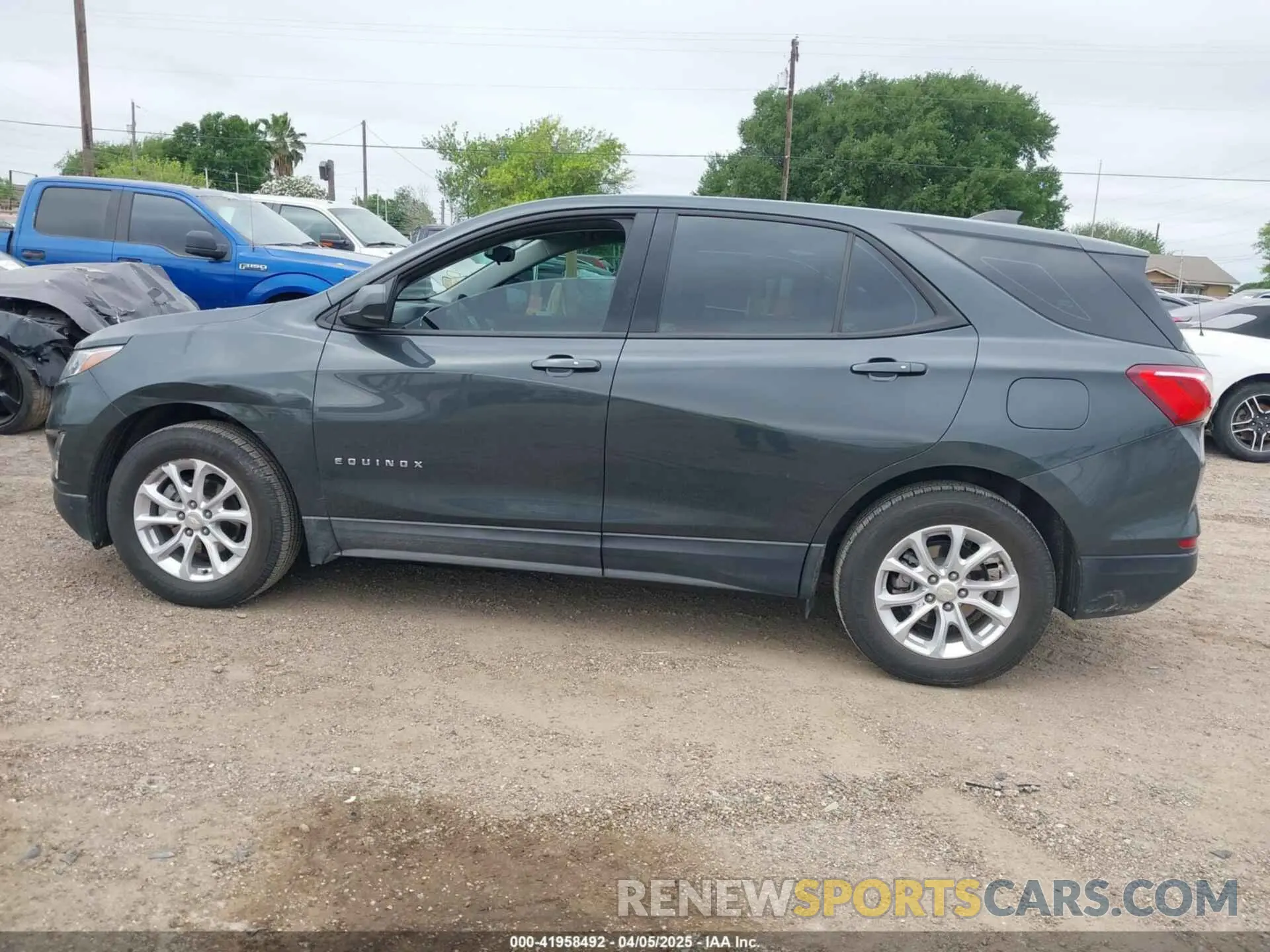 14 Фотография поврежденного автомобиля 3GNAXHEV1KS630874 CHEVROLET EQUINOX 2019