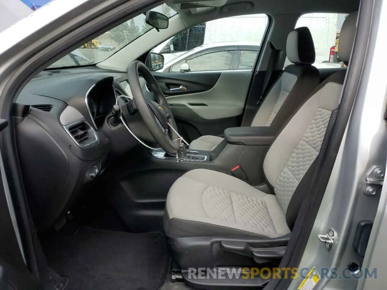 7 Фотография поврежденного автомобиля 3GNAXHEV1KS653510 CHEVROLET EQUINOX 2019