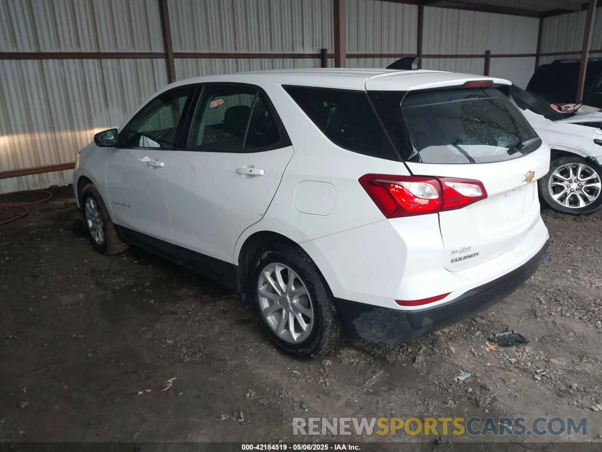 3 Фотография поврежденного автомобиля 3GNAXHEV1KS659548 CHEVROLET EQUINOX 2019