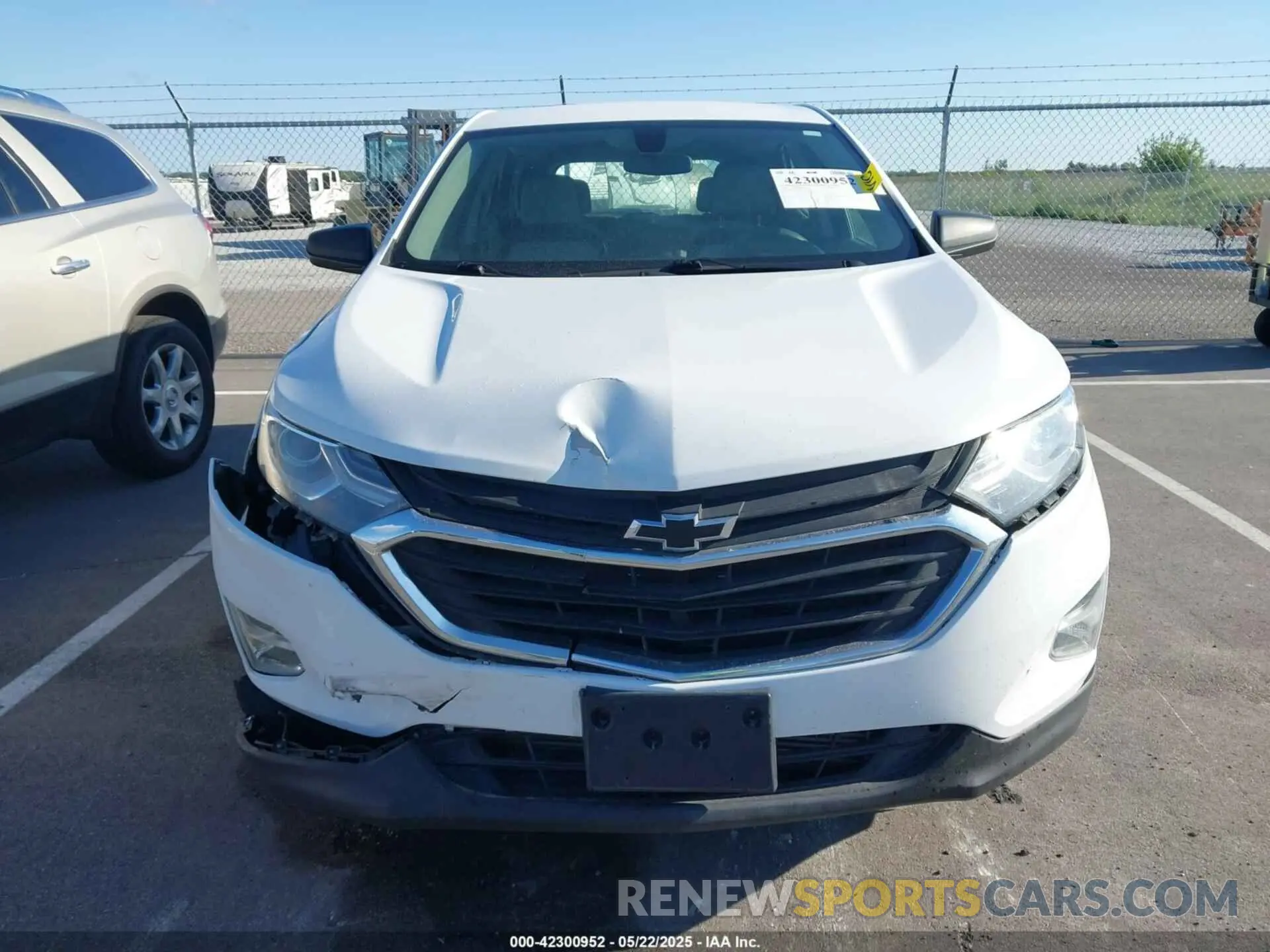 12 Фотография поврежденного автомобиля 3GNAXHEV2KS562553 CHEVROLET EQUINOX 2019
