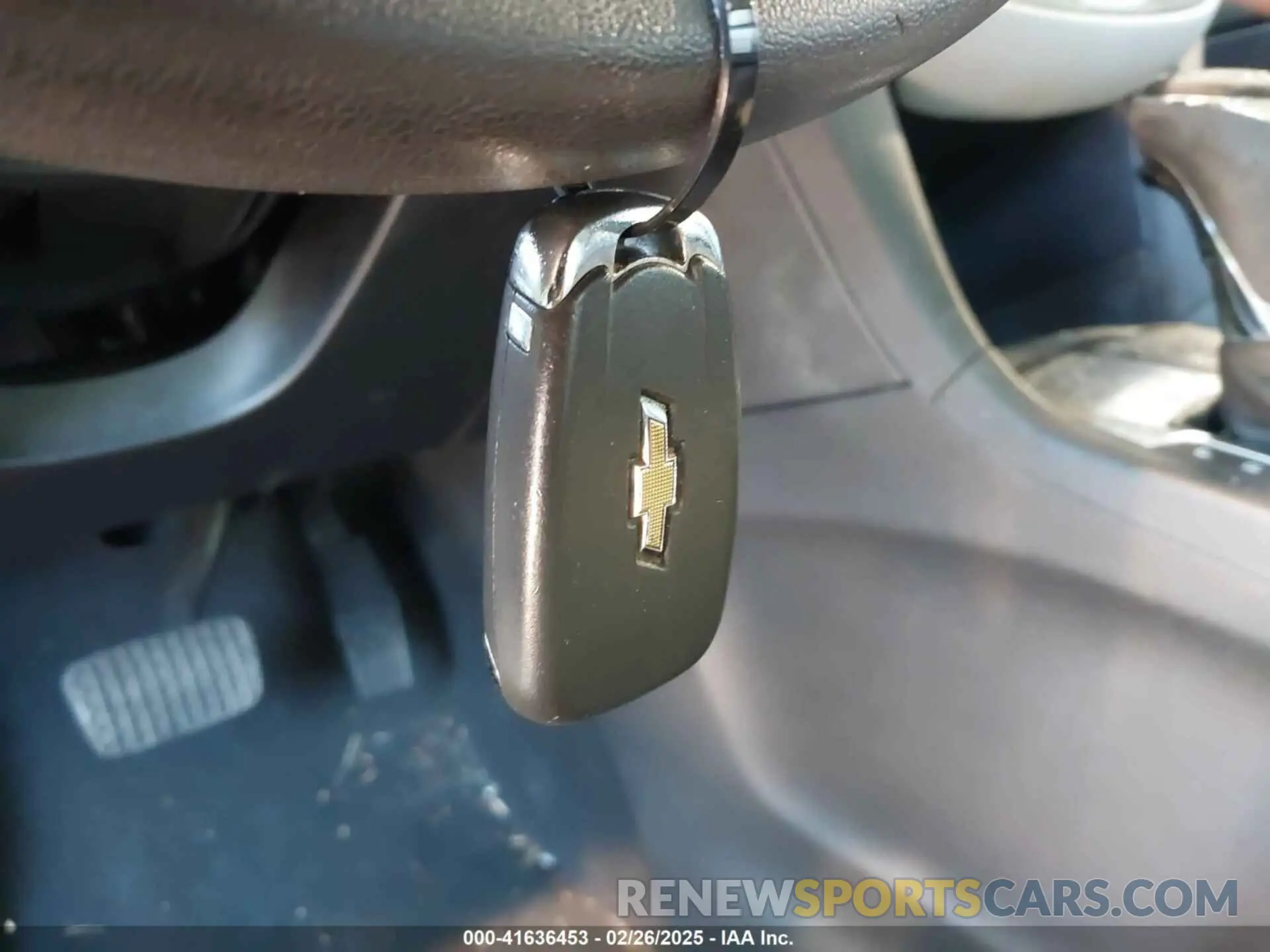 11 Фотография поврежденного автомобиля 3GNAXHEV3KS564909 CHEVROLET EQUINOX 2019
