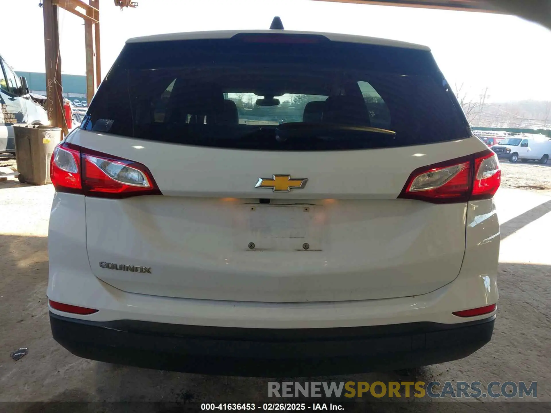 17 Фотография поврежденного автомобиля 3GNAXHEV3KS564909 CHEVROLET EQUINOX 2019