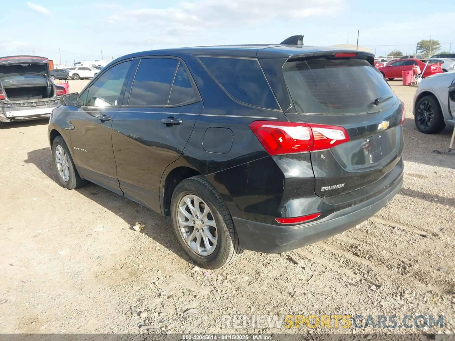 3 Фотография поврежденного автомобиля 3GNAXHEV4KL320440 CHEVROLET EQUINOX 2019