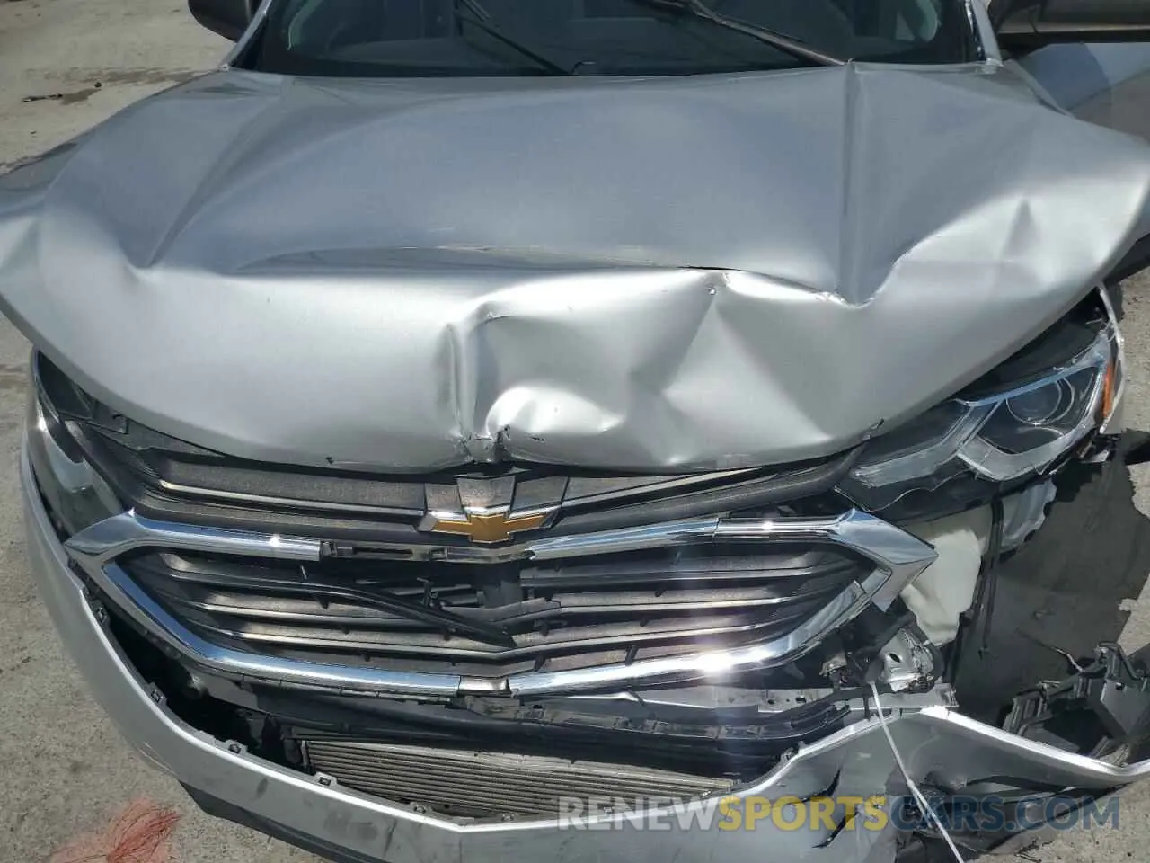 13 Photograph of a damaged car 3GNAXHEV4KS640458 CHEVROLET EQUINOX 2019