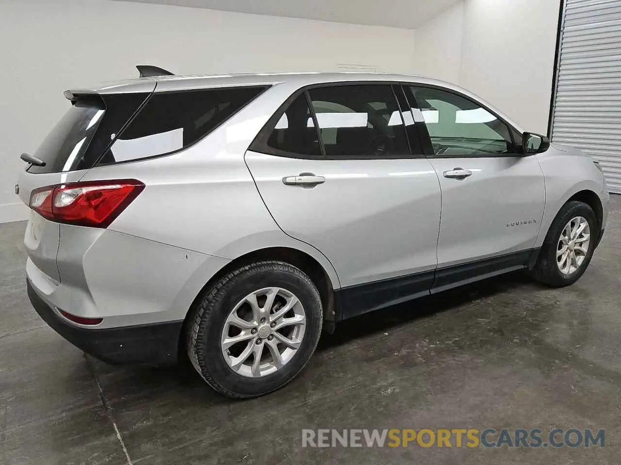 3 Photograph of a damaged car 3GNAXHEV4KS677204 CHEVROLET EQUINOX 2019
