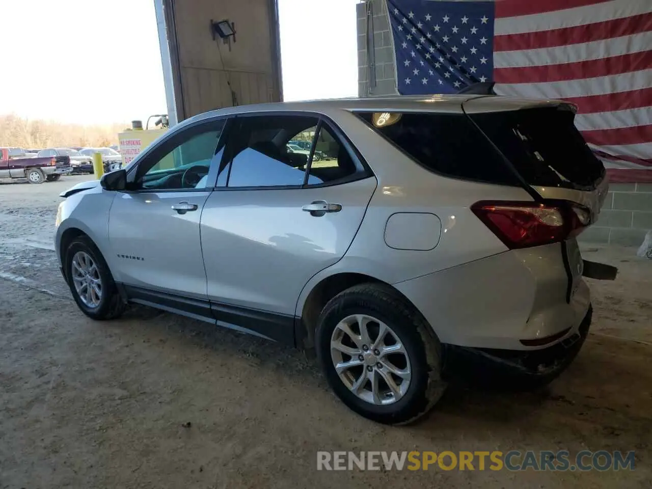 2 Photograph of a damaged car 3GNAXHEV5KS565740 CHEVROLET EQUINOX 2019