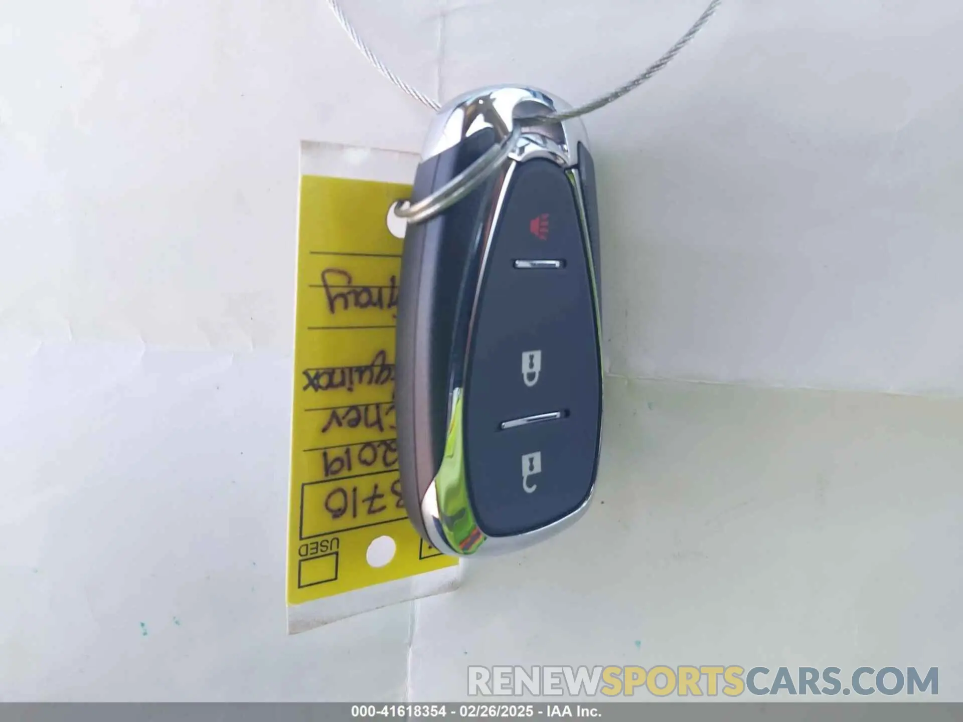 11 Photograph of a damaged car 3GNAXHEV8KL123710 CHEVROLET EQUINOX 2019