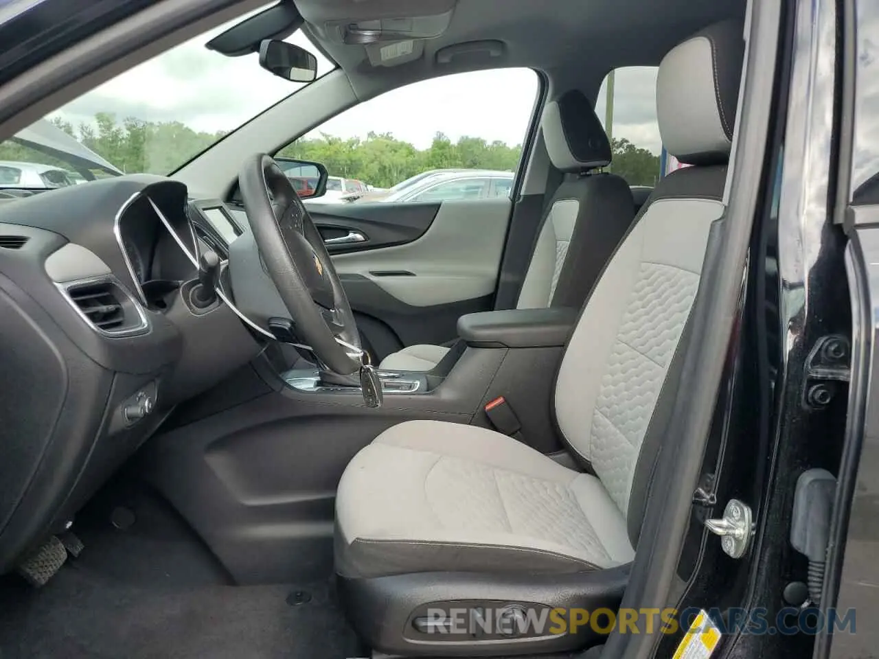 7 Фотография поврежденного автомобиля 3GNAXHEV8KL183423 CHEVROLET EQUINOX 2019