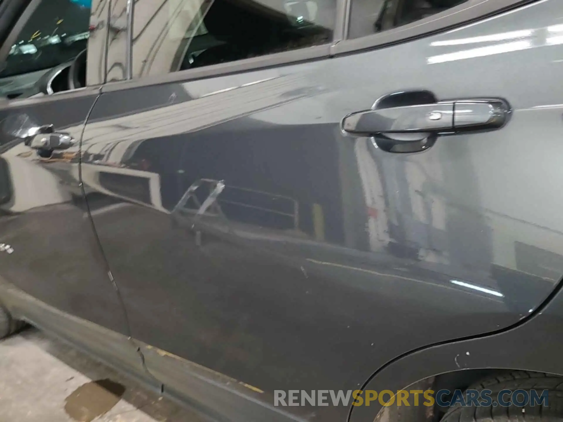 18 Photograph of a damaged car 3GNAXHEV8KS579597 CHEVROLET EQUINOX 2019