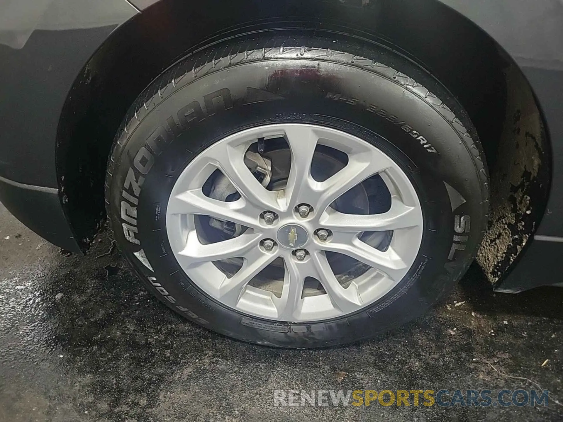 19 Photograph of a damaged car 3GNAXHEV8KS579597 CHEVROLET EQUINOX 2019