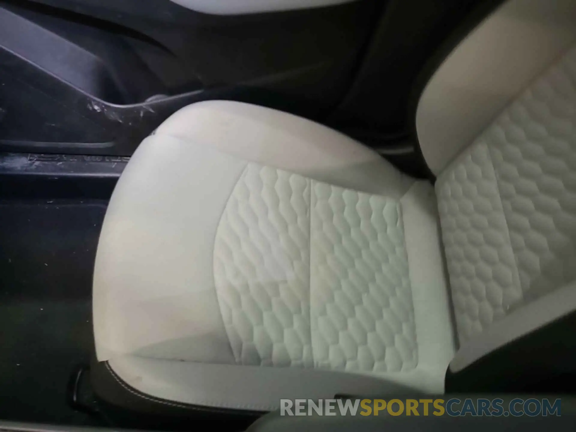29 Photograph of a damaged car 3GNAXHEV8KS579597 CHEVROLET EQUINOX 2019