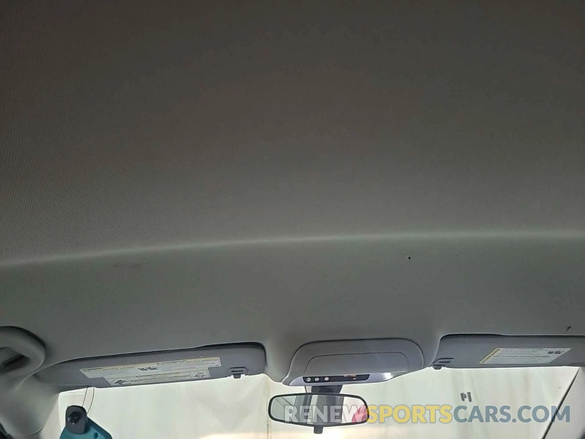 34 Photograph of a damaged car 3GNAXHEV8KS579597 CHEVROLET EQUINOX 2019