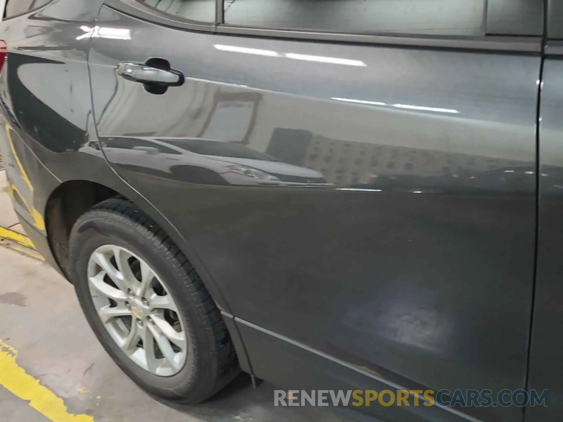 36 Photograph of a damaged car 3GNAXHEV8KS579597 CHEVROLET EQUINOX 2019