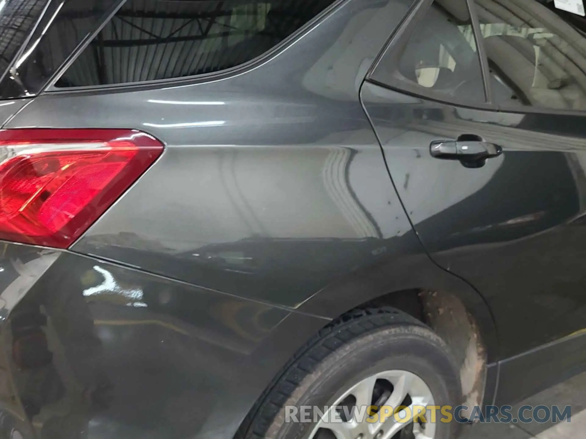38 Photograph of a damaged car 3GNAXHEV8KS579597 CHEVROLET EQUINOX 2019