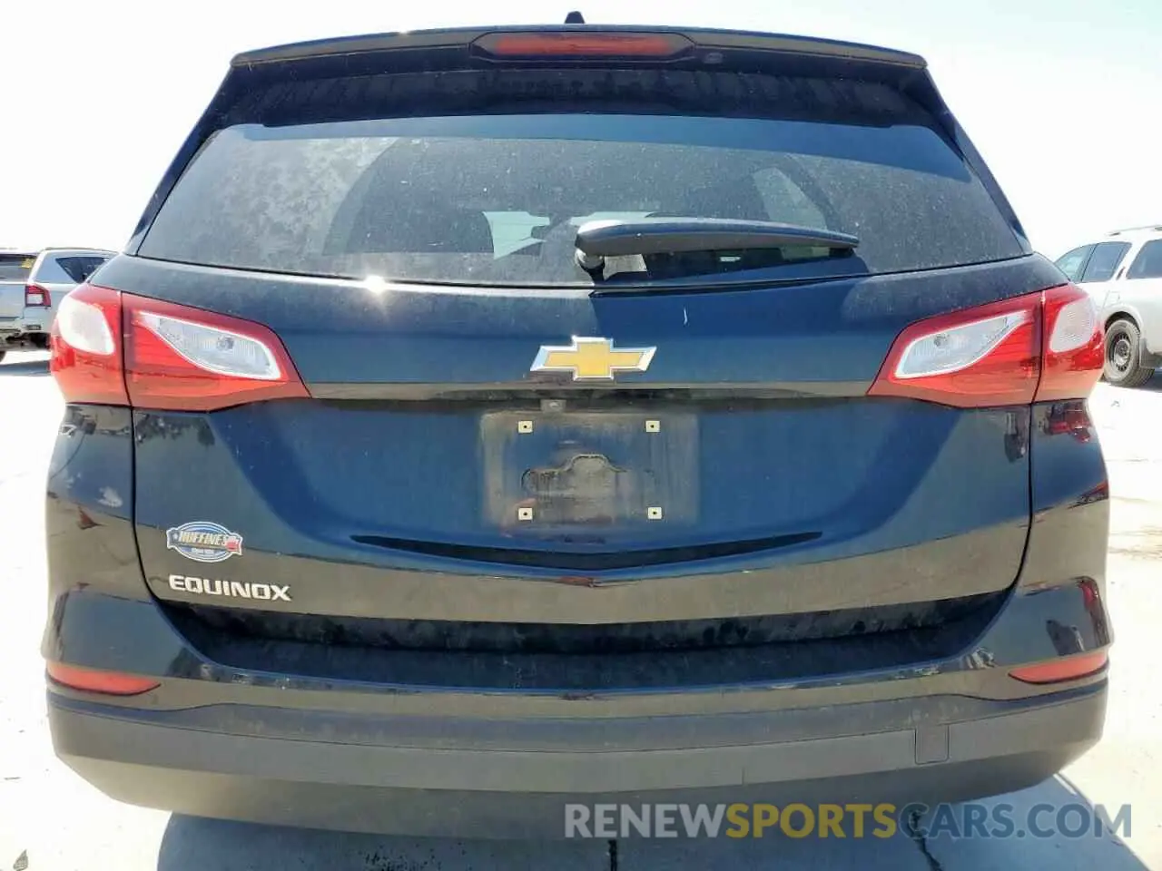 6 Фотография поврежденного автомобиля 3GNAXHEV9KL305075 CHEVROLET EQUINOX 2019