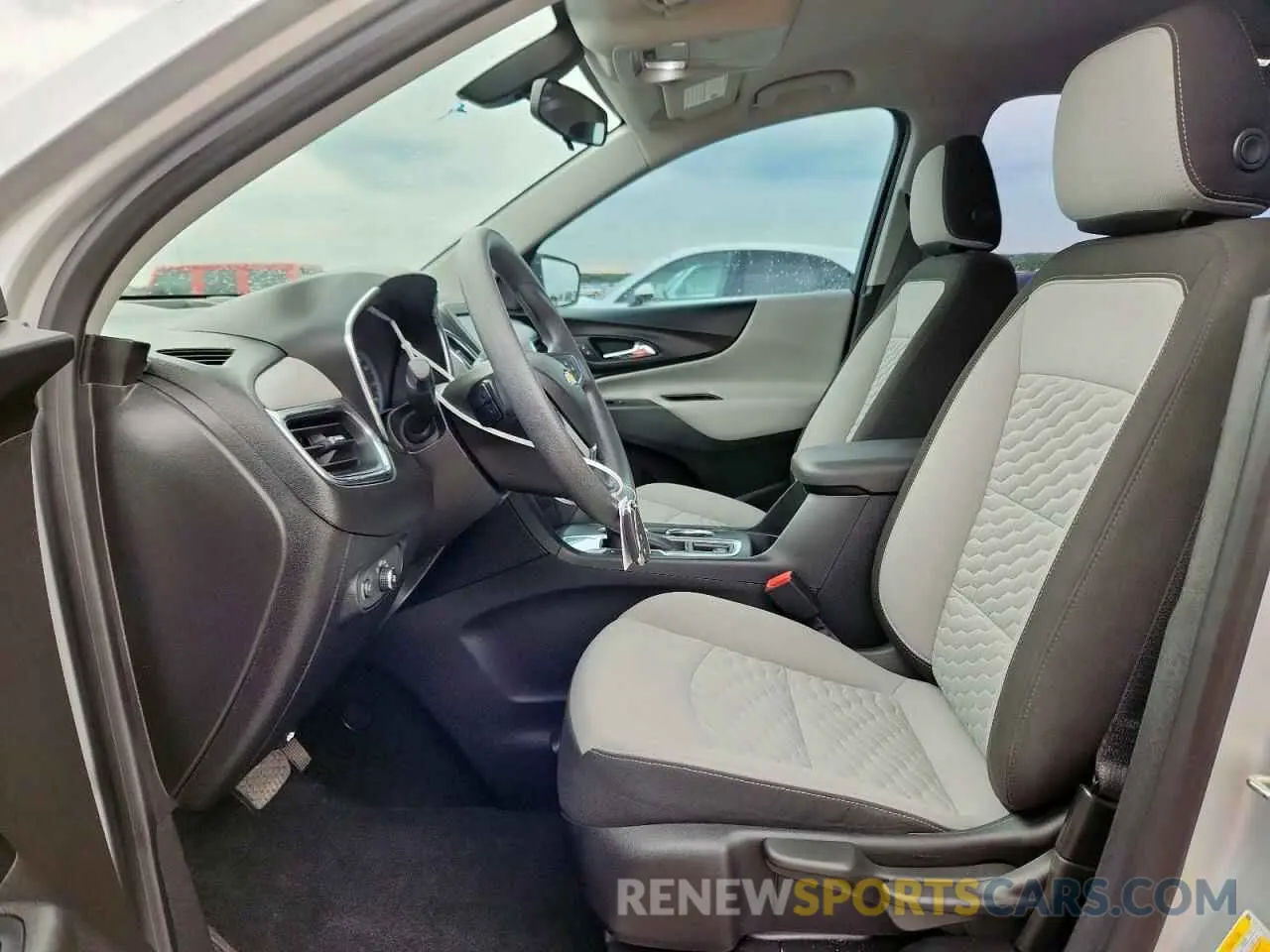 7 Фотография поврежденного автомобиля 3GNAXHEV9KS614213 CHEVROLET EQUINOX 2019