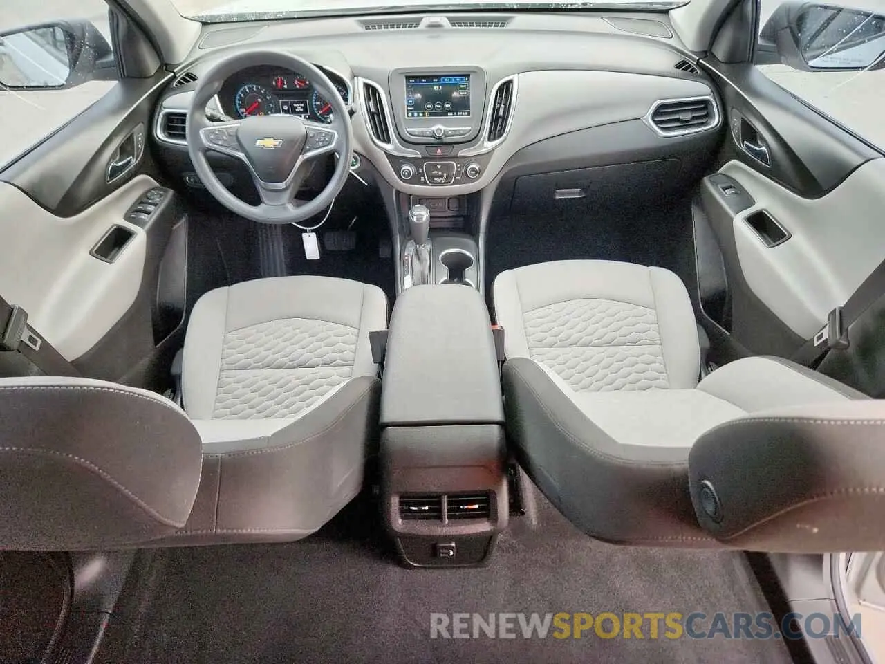 8 Фотография поврежденного автомобиля 3GNAXHEV9KS614213 CHEVROLET EQUINOX 2019