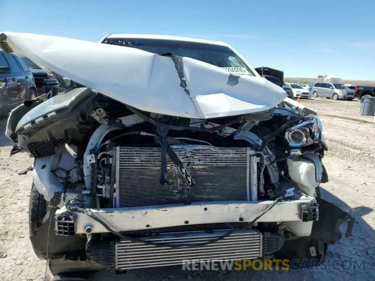 5 Photograph of a damaged car 3GNAXHEVXKS626192 CHEVROLET EQUINOX 2019
