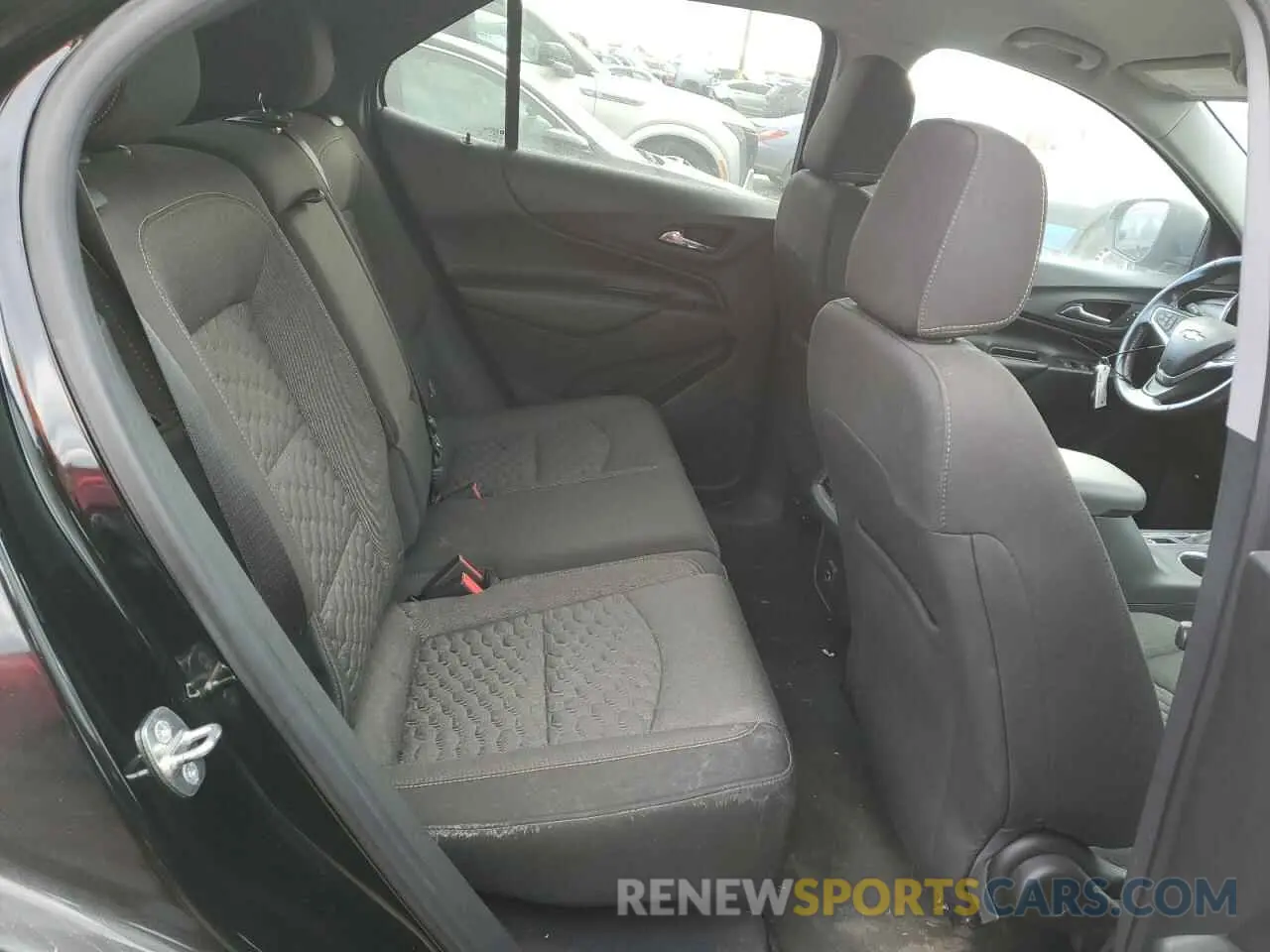 10 Photograph of a damaged car 3GNAXJEV0KL312438 CHEVROLET EQUINOX 2019
