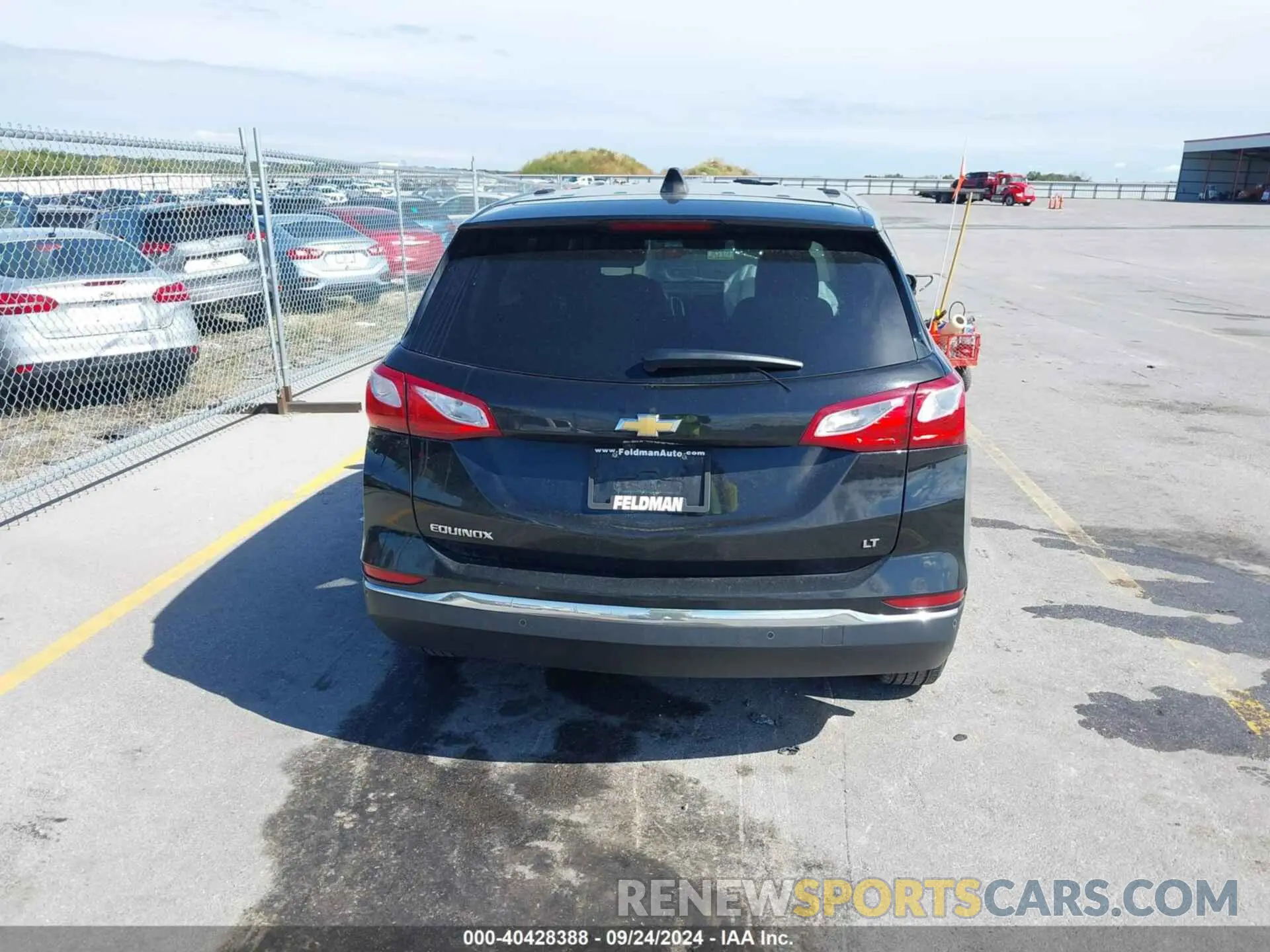 17 Photograph of a damaged car 3GNAXJEV0KL347464 CHEVROLET EQUINOX 2019