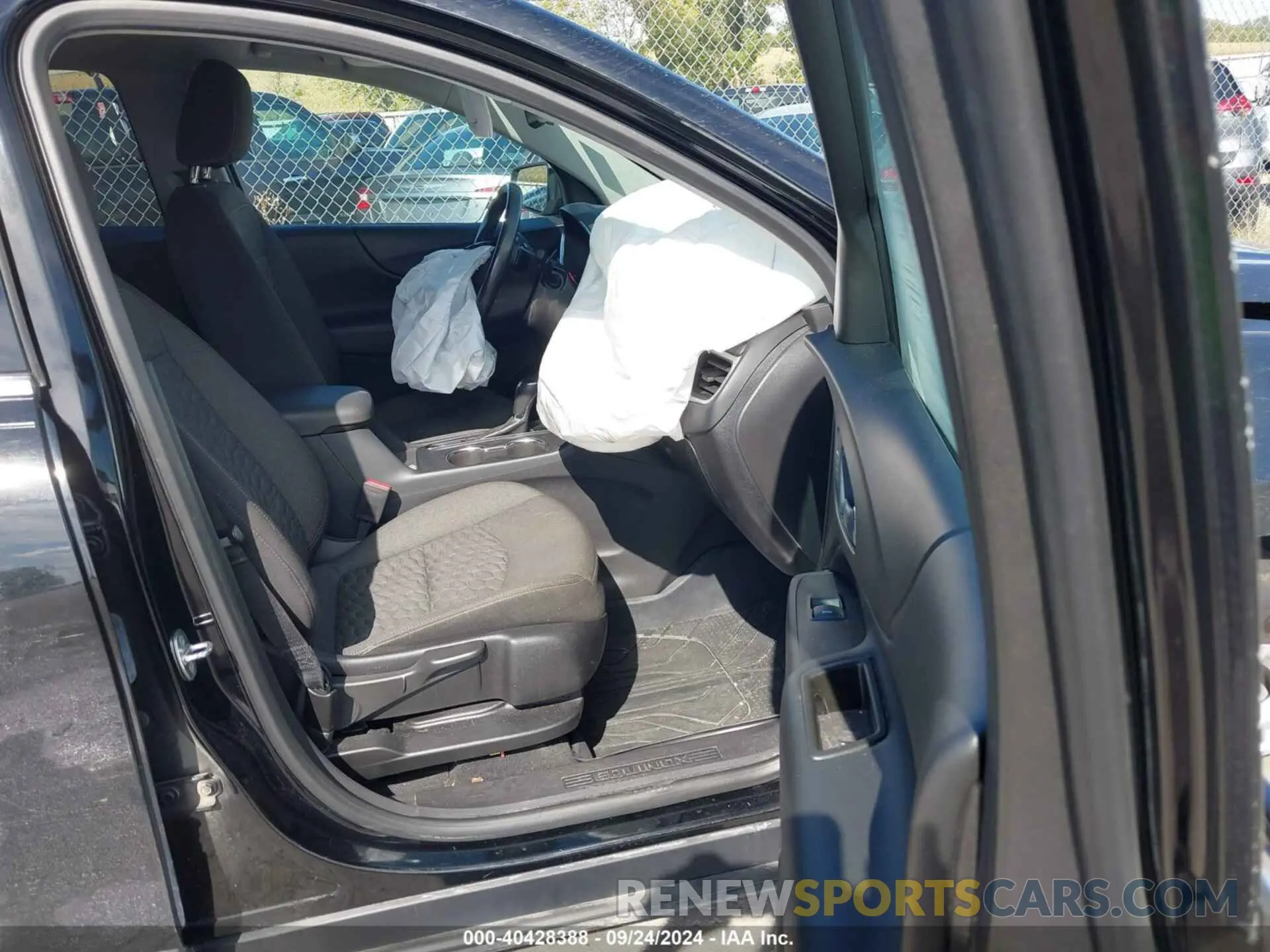 5 Photograph of a damaged car 3GNAXJEV0KL347464 CHEVROLET EQUINOX 2019
