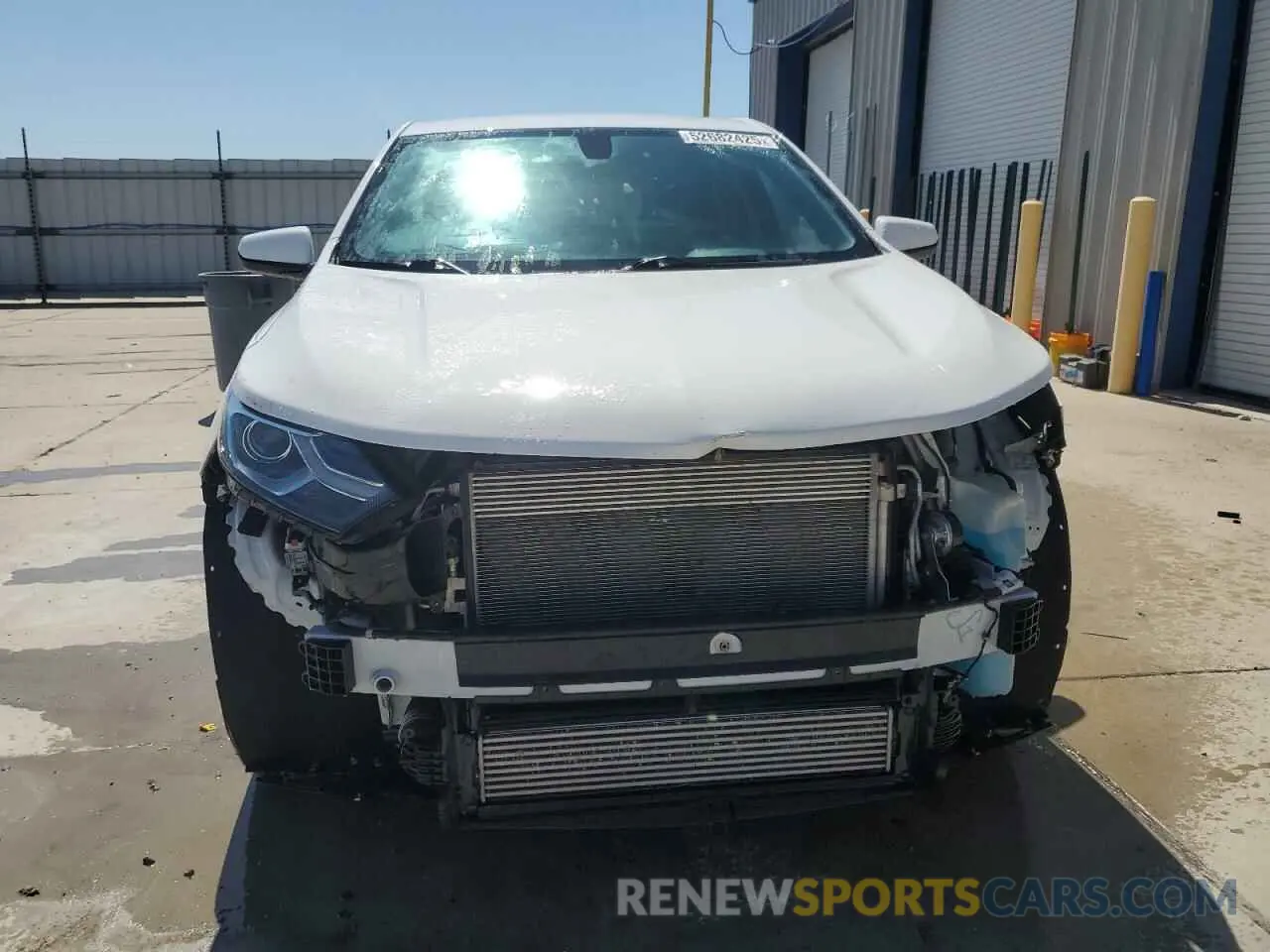 5 Фотография поврежденного автомобиля 3GNAXKEV0KS502980 CHEVROLET EQUINOX 2019