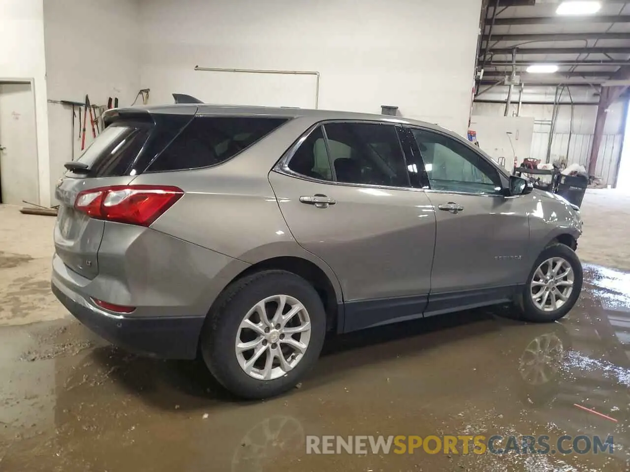 3 Фотография поврежденного автомобиля 3GNAXKEV0KS534683 CHEVROLET EQUINOX 2019