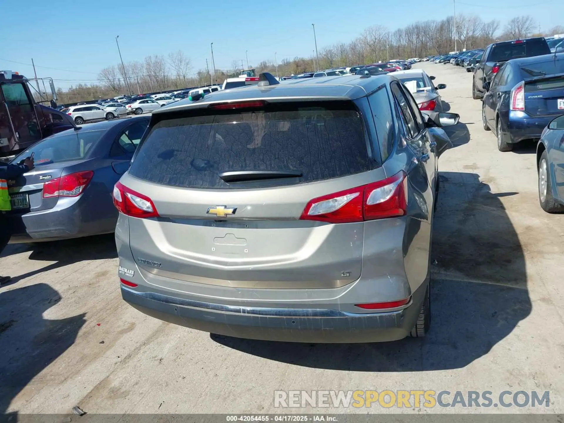 16 Фотография поврежденного автомобиля 3GNAXKEV0KS543190 CHEVROLET EQUINOX 2019