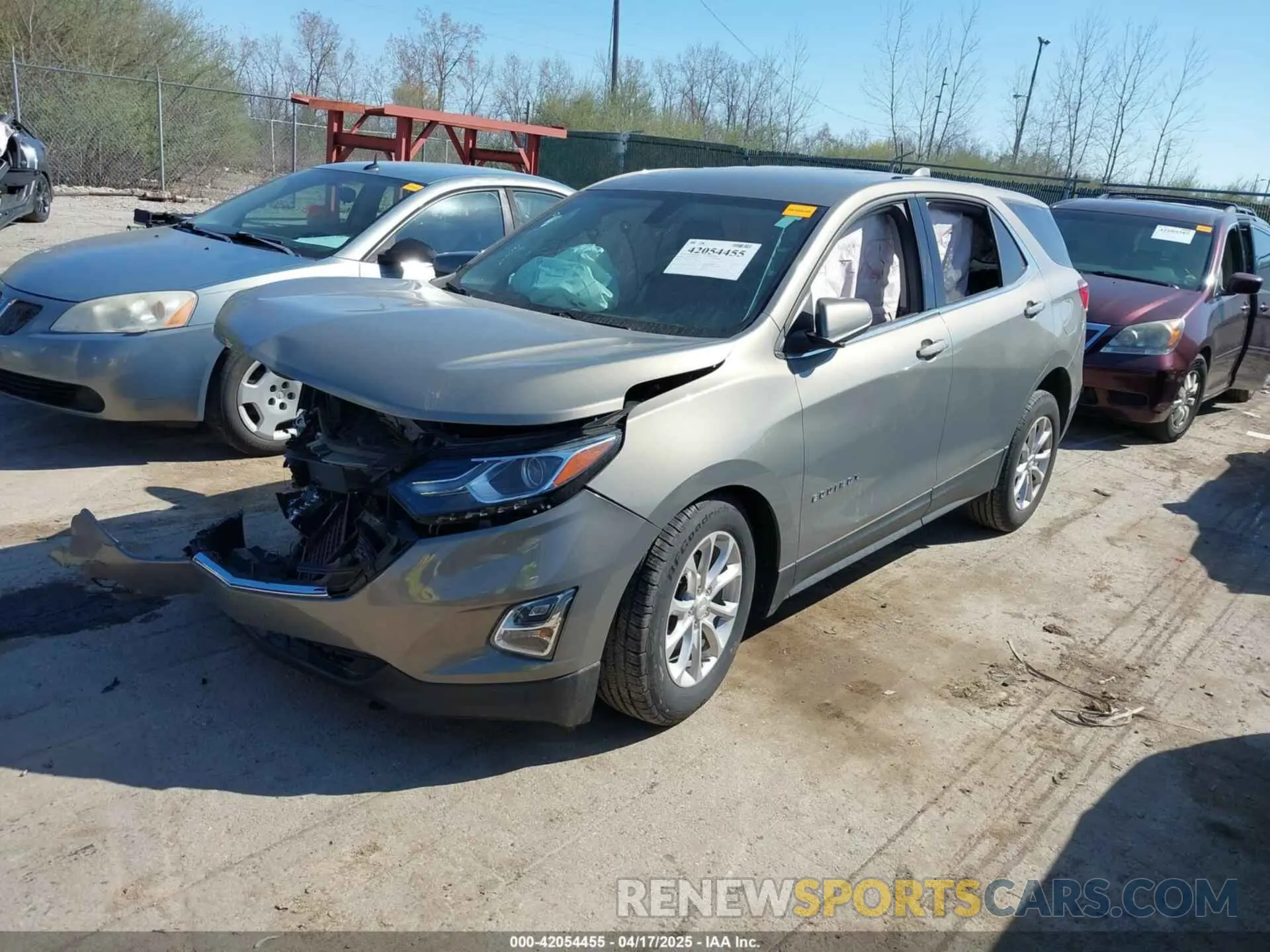 2 Фотография поврежденного автомобиля 3GNAXKEV0KS543190 CHEVROLET EQUINOX 2019