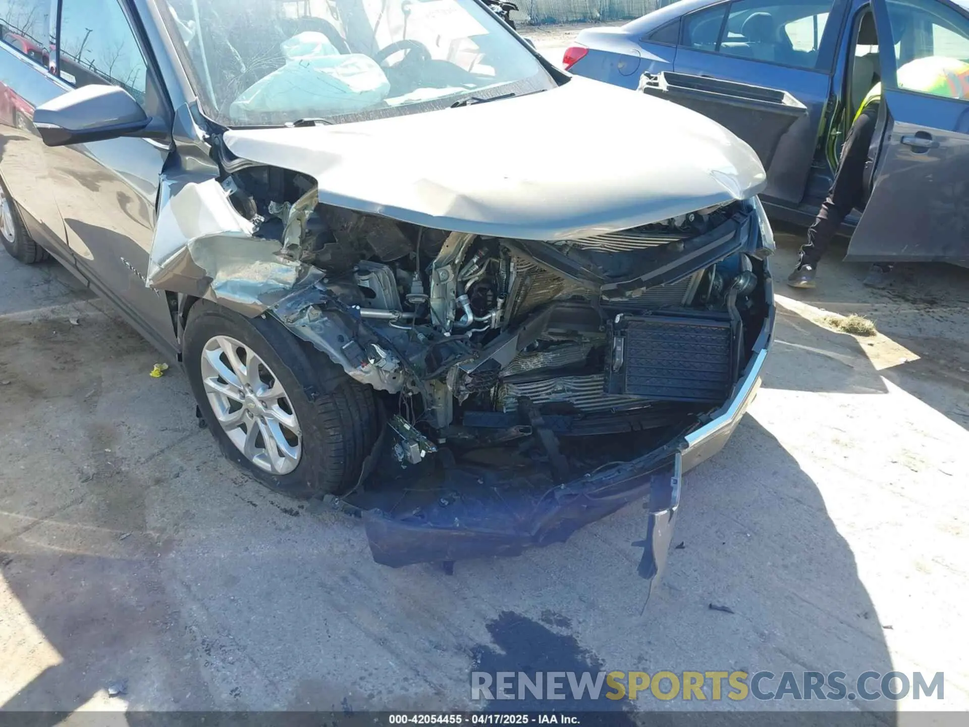 6 Фотография поврежденного автомобиля 3GNAXKEV0KS543190 CHEVROLET EQUINOX 2019