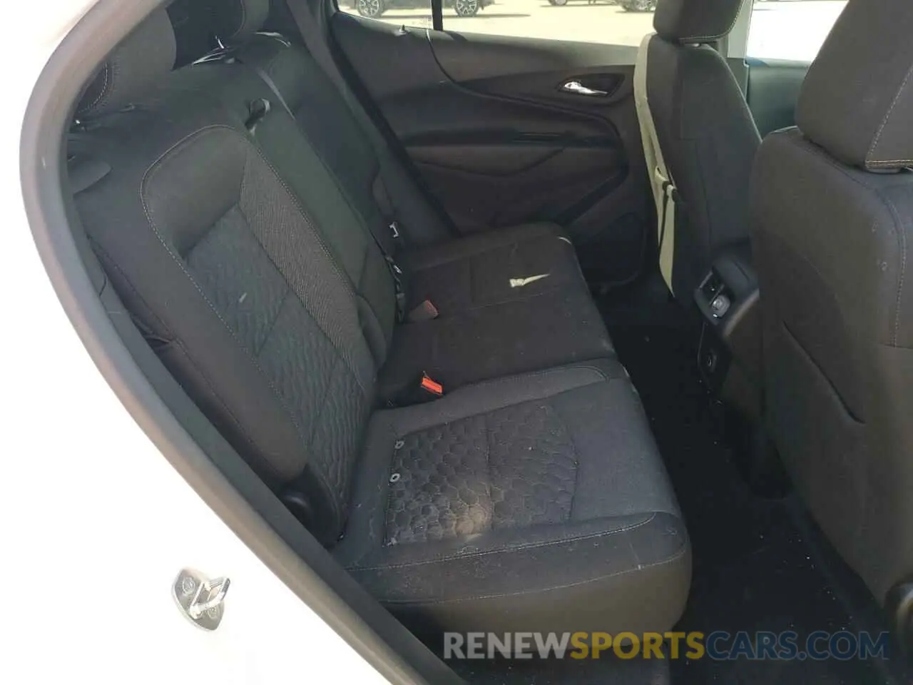 11 Photograph of a damaged car 3GNAXKEV1KL232457 CHEVROLET EQUINOX 2019
