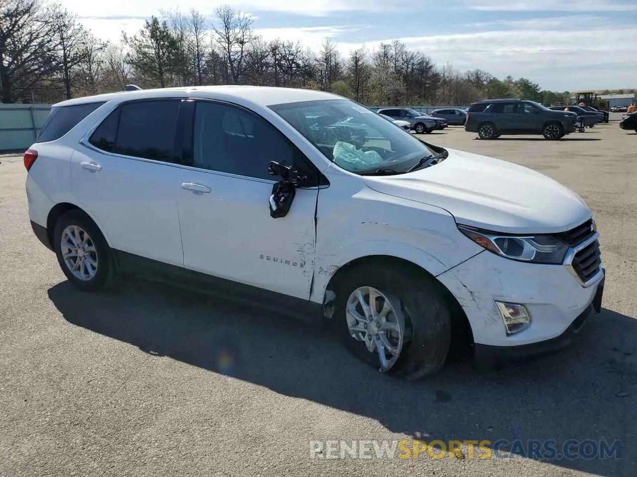 4 Photograph of a damaged car 3GNAXKEV1KL232457 CHEVROLET EQUINOX 2019