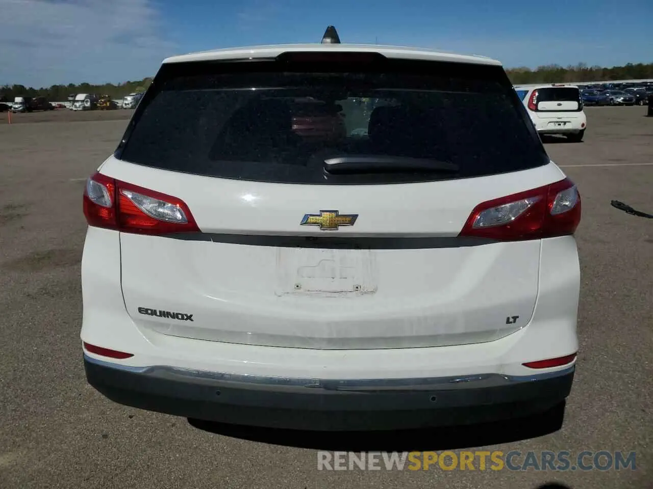 6 Photograph of a damaged car 3GNAXKEV1KL232457 CHEVROLET EQUINOX 2019