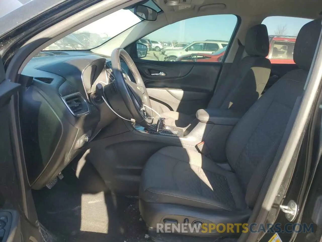 7 Фотография поврежденного автомобиля 3GNAXKEV1KL260890 CHEVROLET EQUINOX 2019