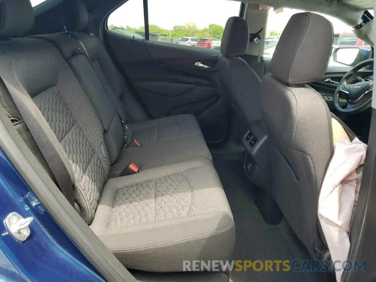 10 Photograph of a damaged car 3GNAXKEV1KL395318 CHEVROLET EQUINOX 2019