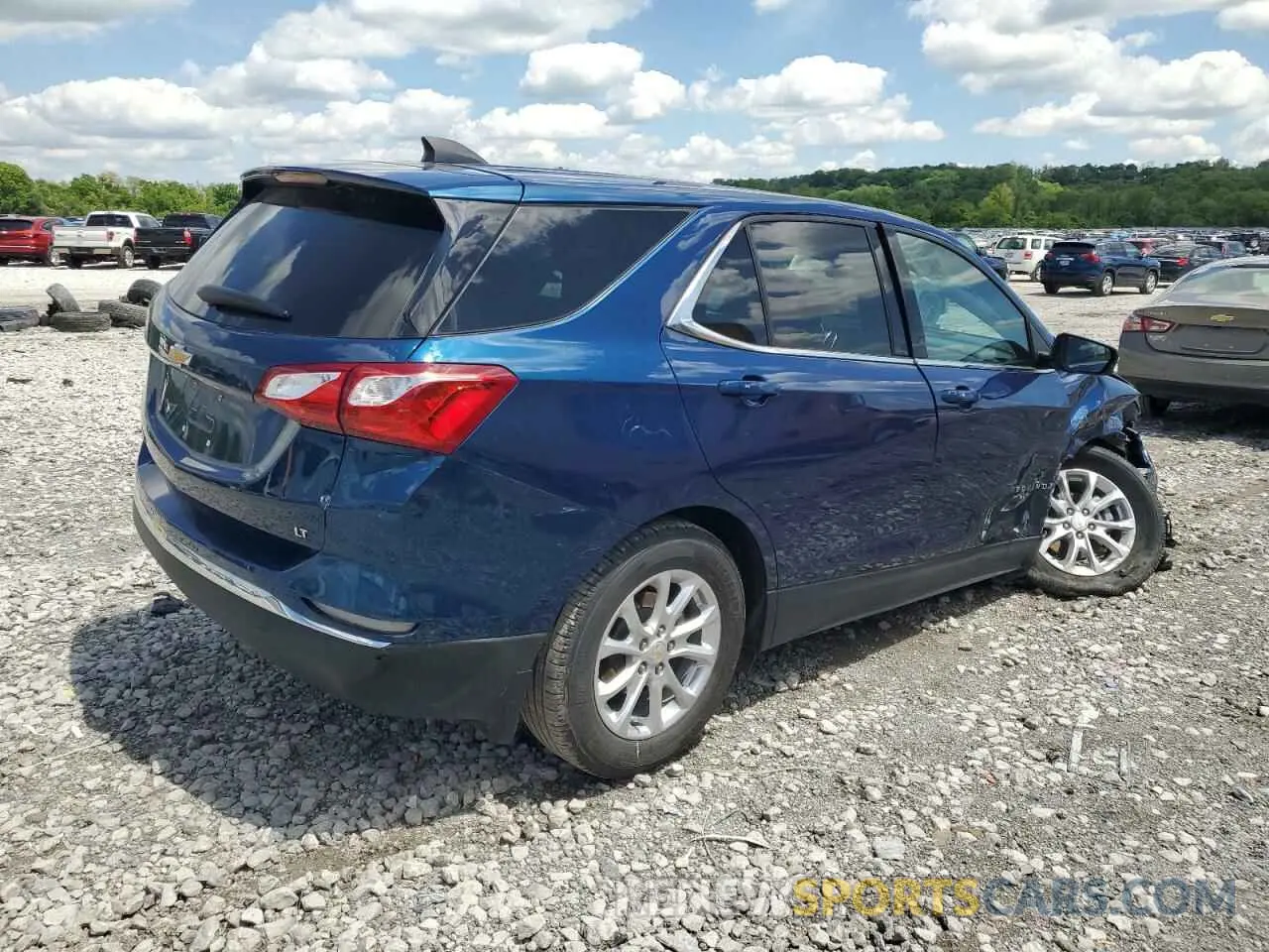 3 Photograph of a damaged car 3GNAXKEV1KL395318 CHEVROLET EQUINOX 2019
