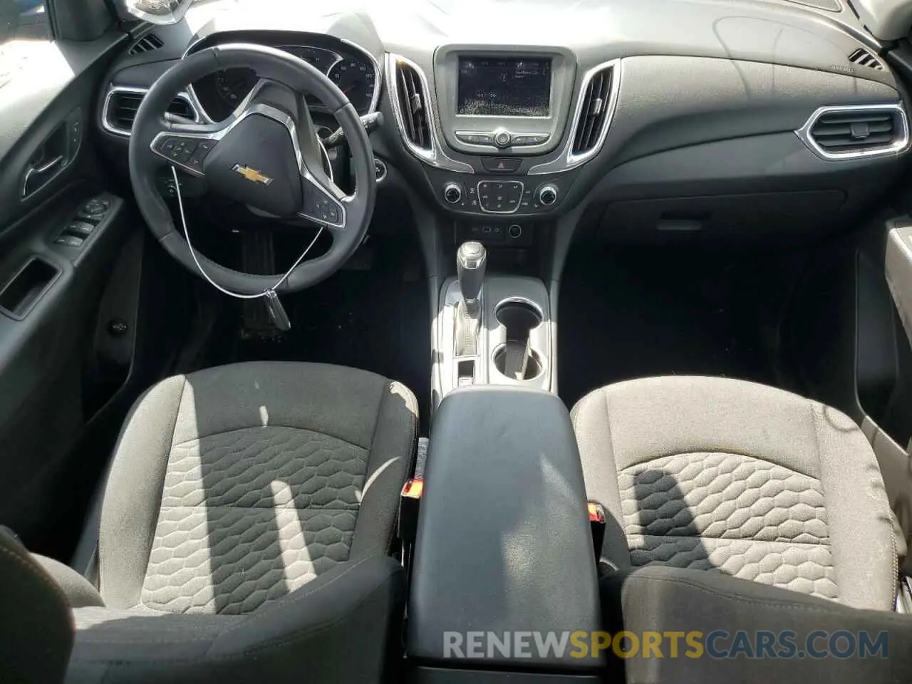 8 Photograph of a damaged car 3GNAXKEV1KL395318 CHEVROLET EQUINOX 2019
