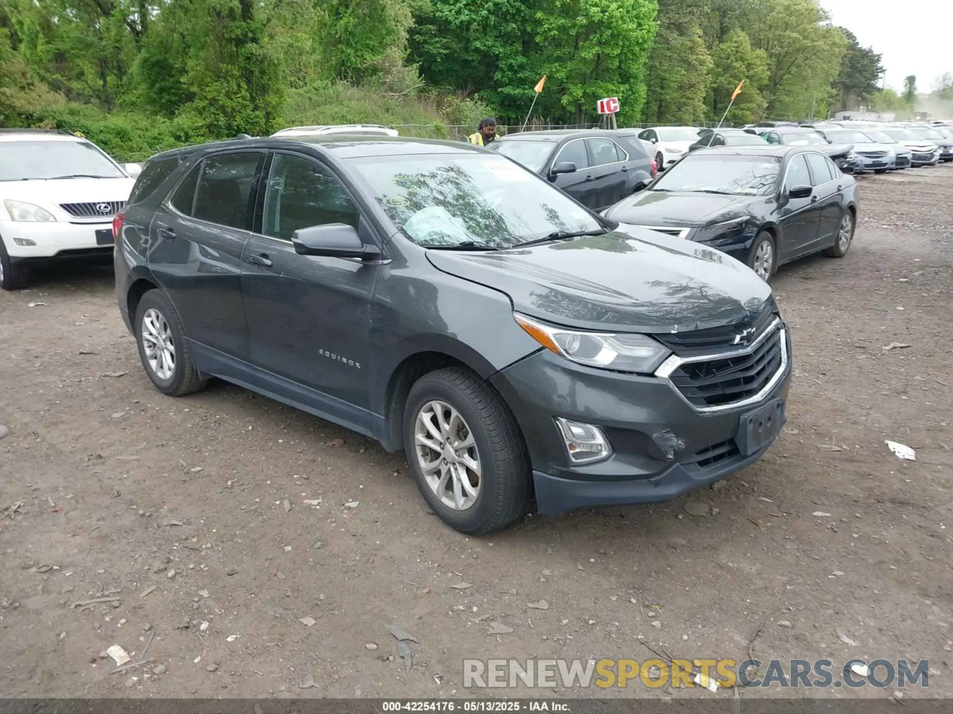 1 Photograph of a damaged car 3GNAXKEV1KS547524 CHEVROLET EQUINOX 2019