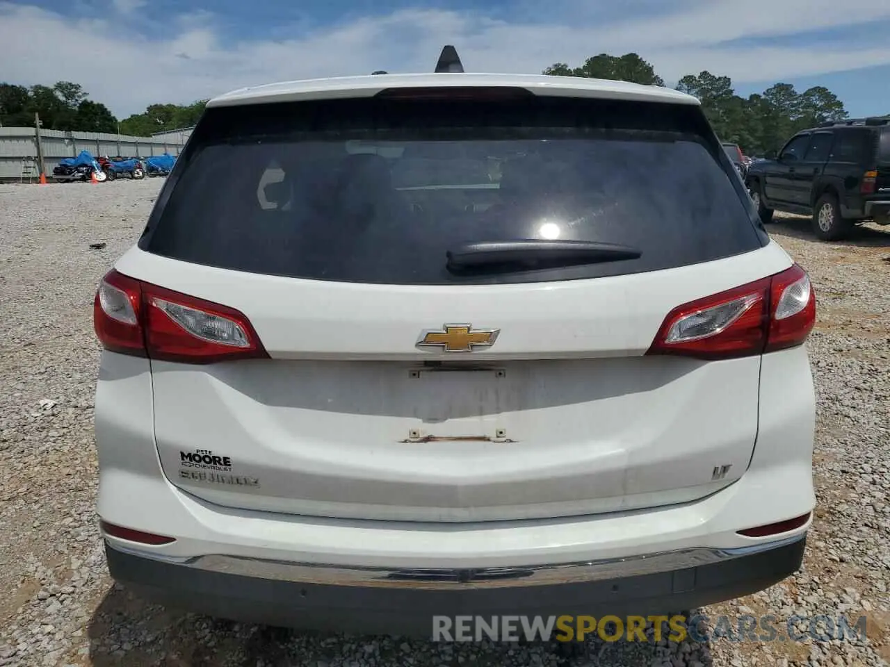 6 Photograph of a damaged car 3GNAXKEV1KS663712 CHEVROLET EQUINOX 2019
