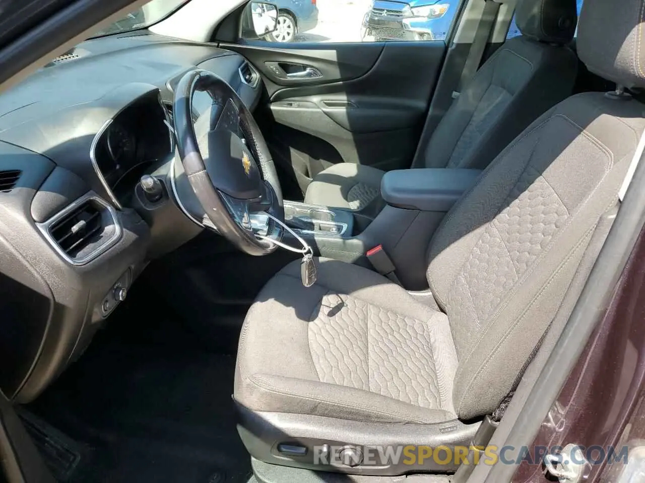 7 Photograph of a damaged car 3GNAXKEV2KL261563 CHEVROLET EQUINOX 2019