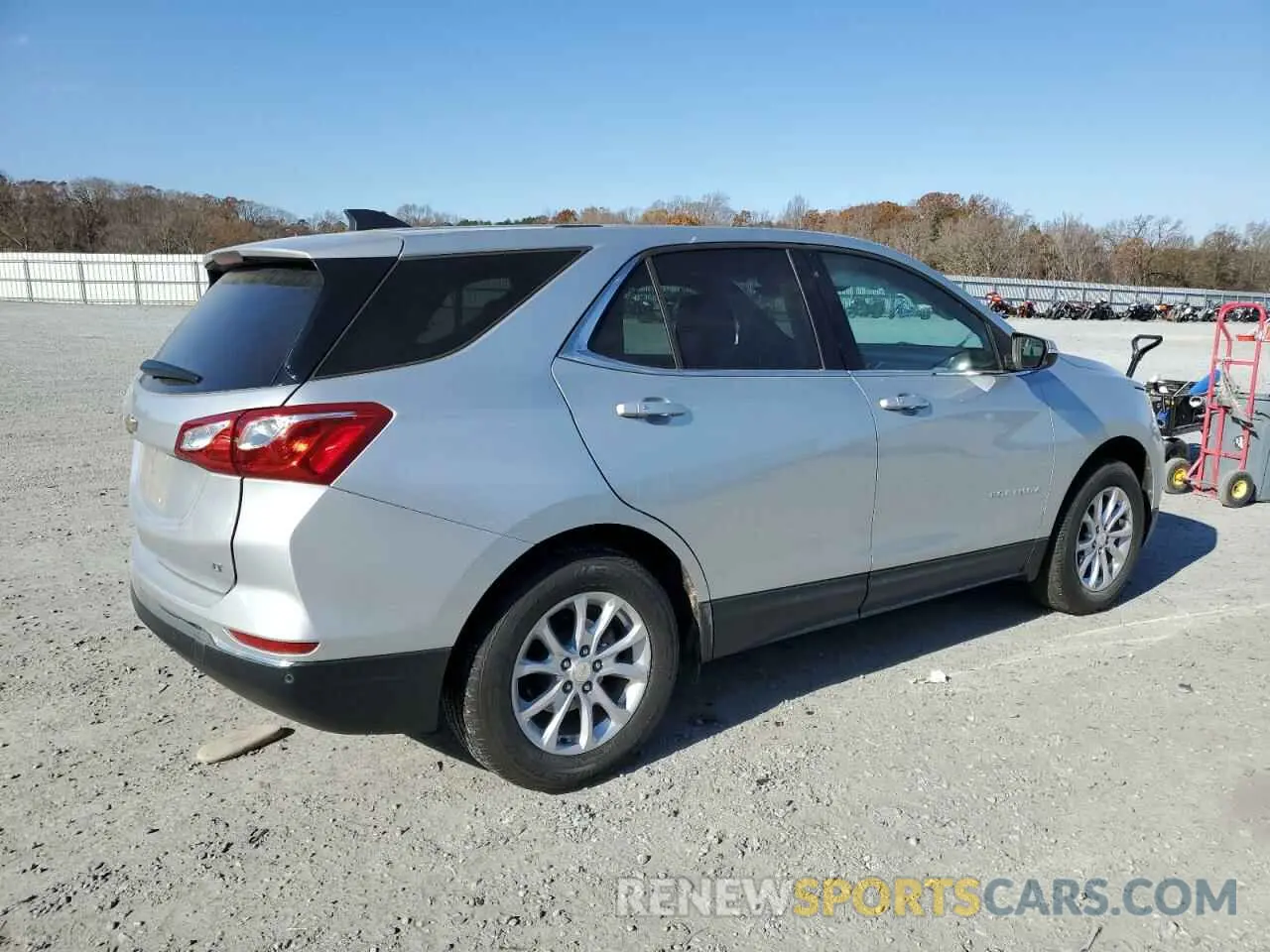 3 Фотография поврежденного автомобиля 3GNAXKEV2KS563604 CHEVROLET EQUINOX 2019