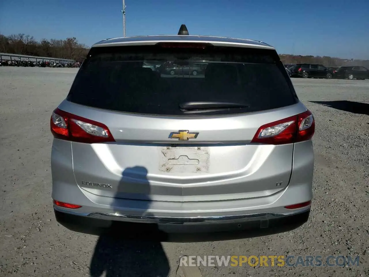 6 Фотография поврежденного автомобиля 3GNAXKEV2KS563604 CHEVROLET EQUINOX 2019
