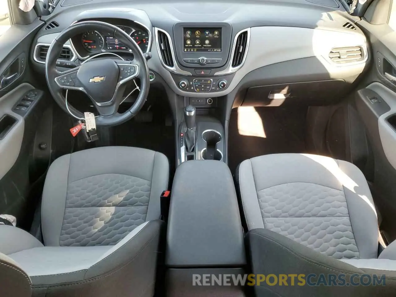 8 Фотография поврежденного автомобиля 3GNAXKEV2KS563604 CHEVROLET EQUINOX 2019