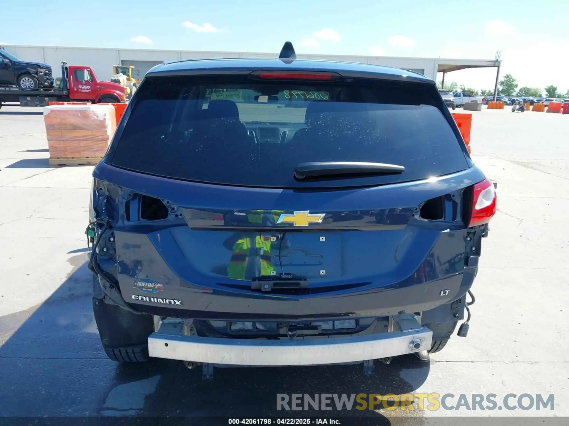 17 Фотография поврежденного автомобиля 3GNAXKEV3KL199798 CHEVROLET EQUINOX 2019