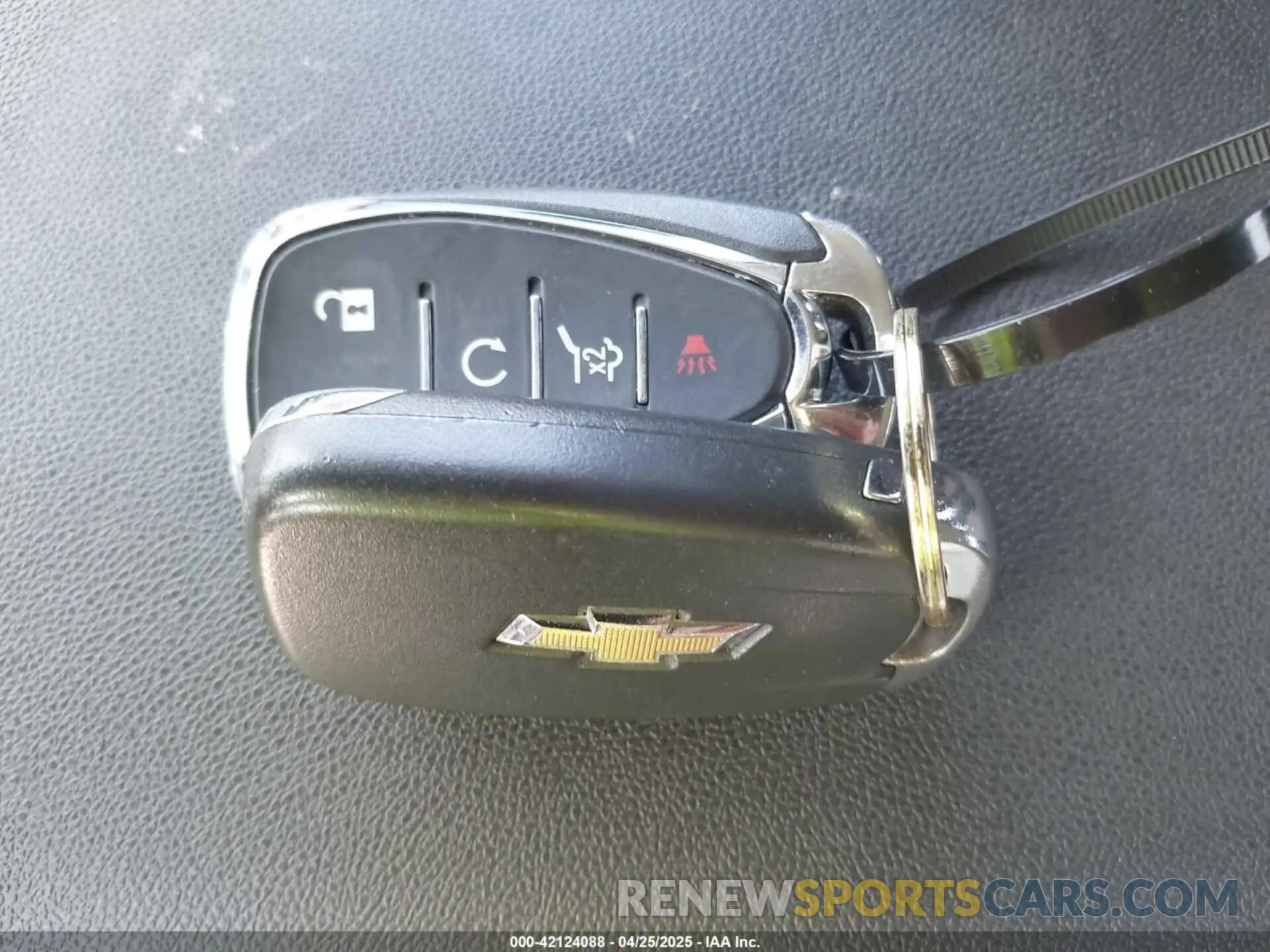 11 Photograph of a damaged car 3GNAXKEV3KS647429 CHEVROLET EQUINOX 2019