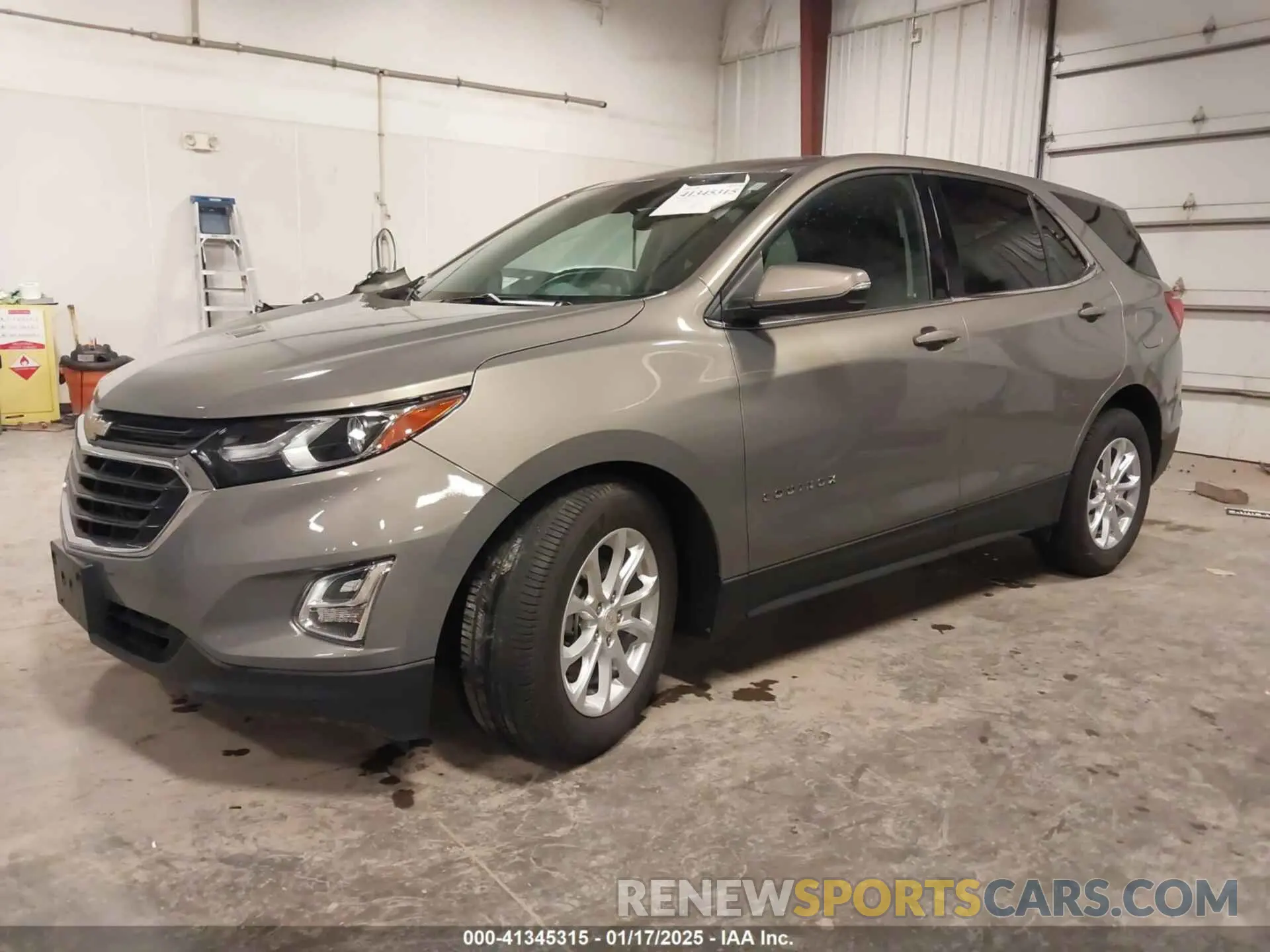 2 Photograph of a damaged car 3GNAXKEV4KS524724 CHEVROLET EQUINOX 2019