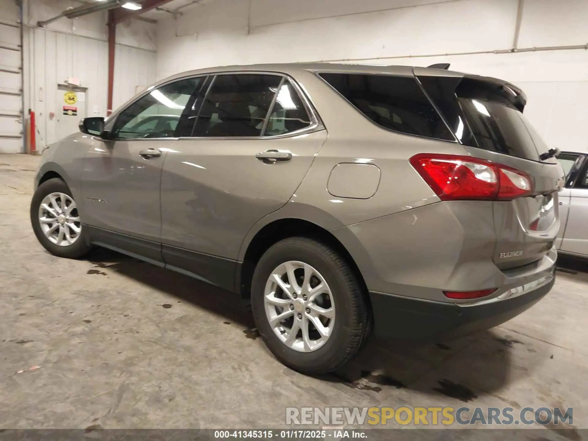 3 Photograph of a damaged car 3GNAXKEV4KS524724 CHEVROLET EQUINOX 2019