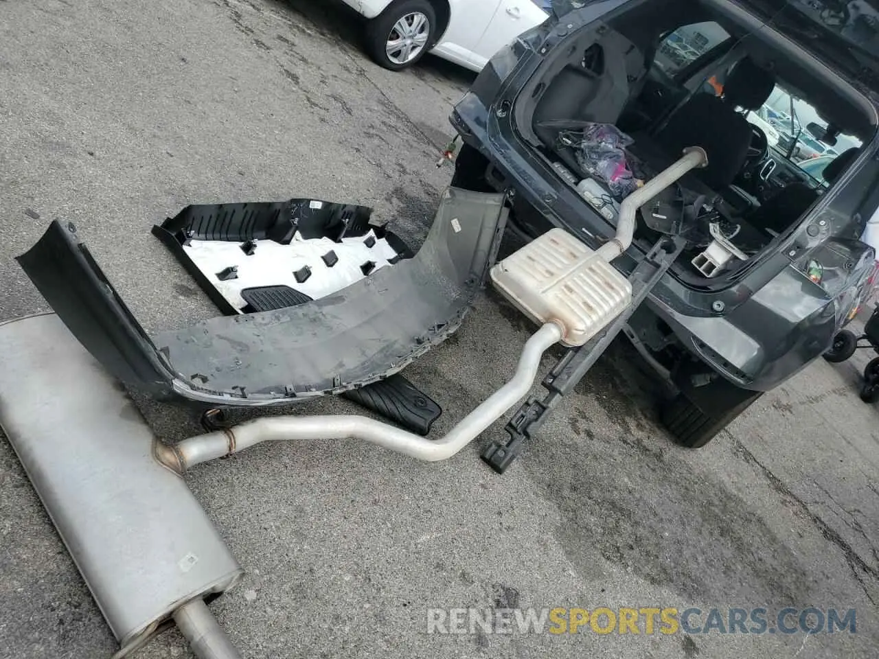 13 Photograph of a damaged car 3GNAXKEV4KS528904 CHEVROLET EQUINOX 2019