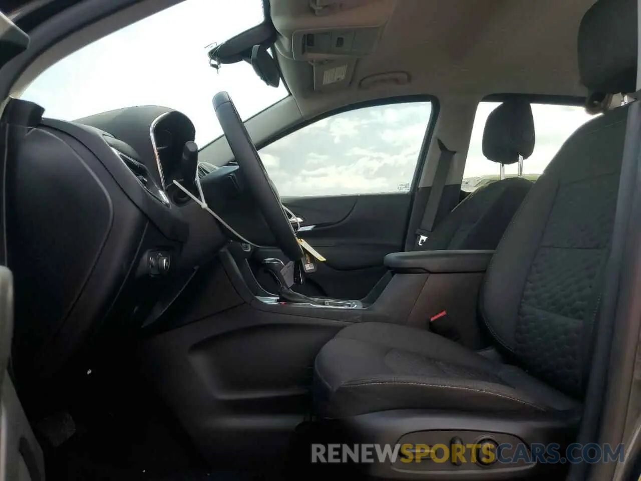 7 Photograph of a damaged car 3GNAXKEV4KS528904 CHEVROLET EQUINOX 2019
